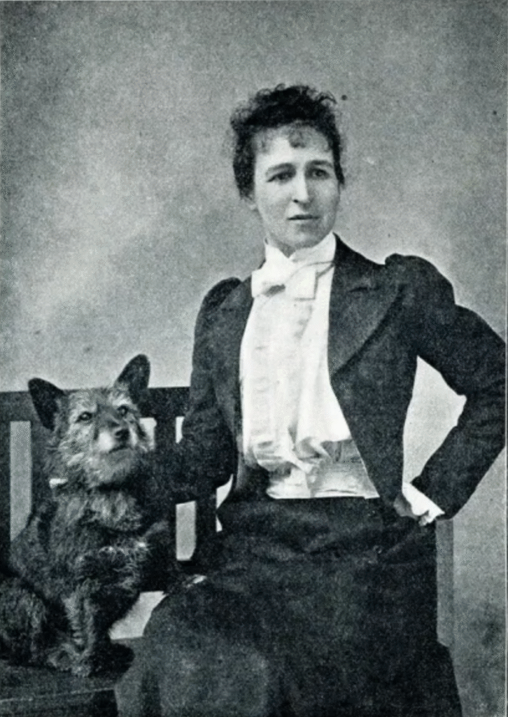 Maud earle
